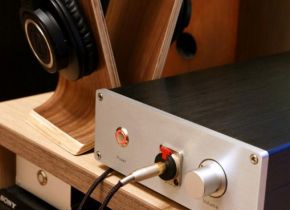 Marsh headphone amp from Linear audio vol.3
